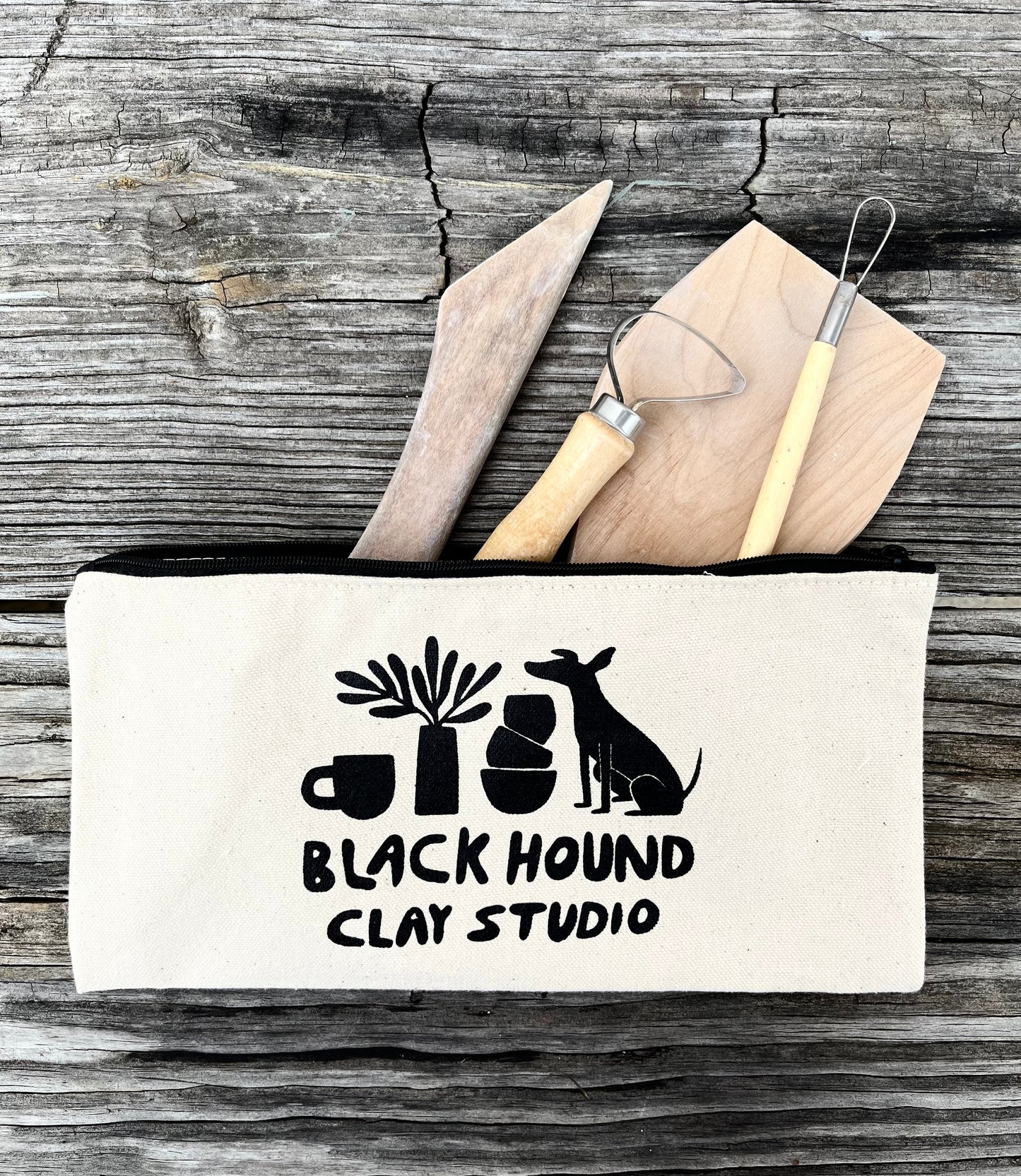Black Hound Zipper Pouch